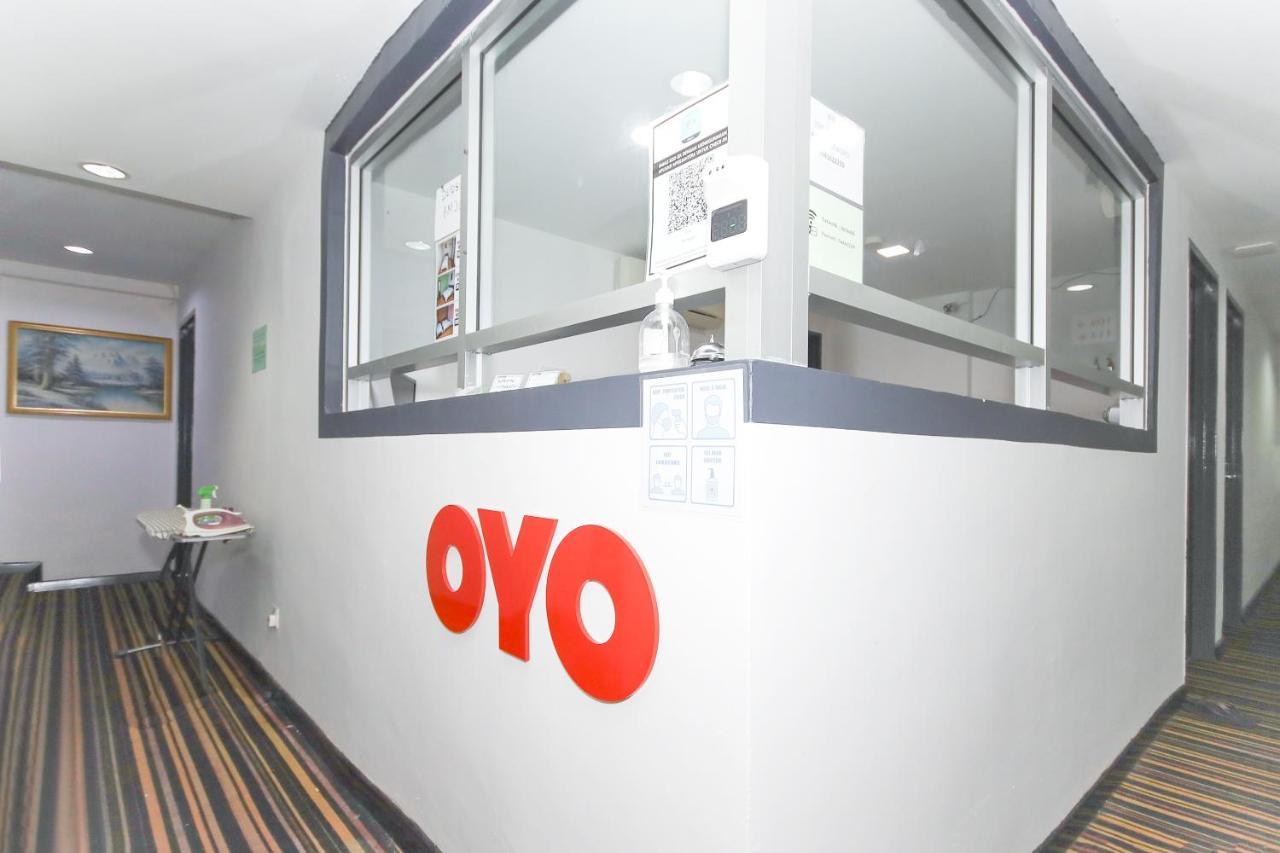 Super Oyo 90345 Tm Hotel Ampang  Exteriér fotografie